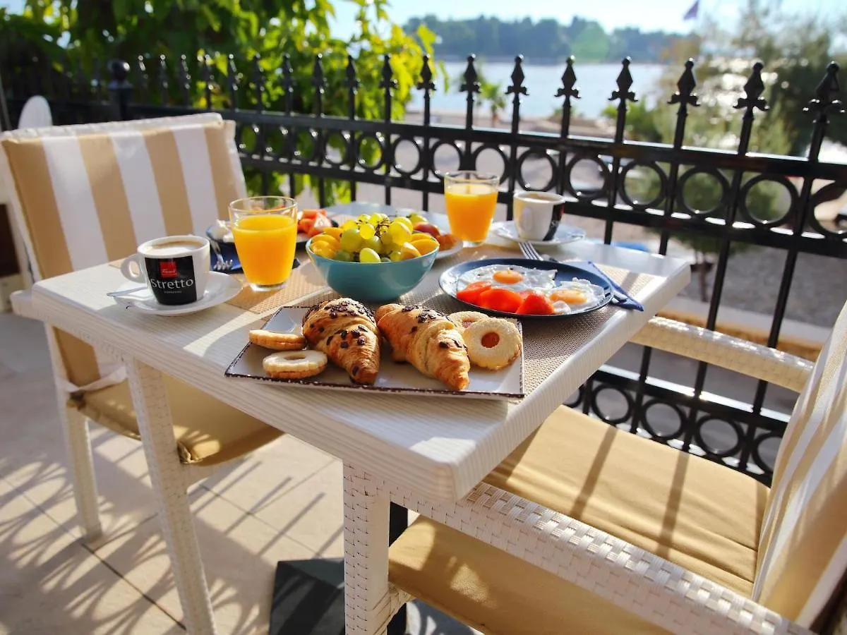 Apartments Dalmatia In Preko, Island Ugljan, With Swimmingpool 0*, Preko Croatia